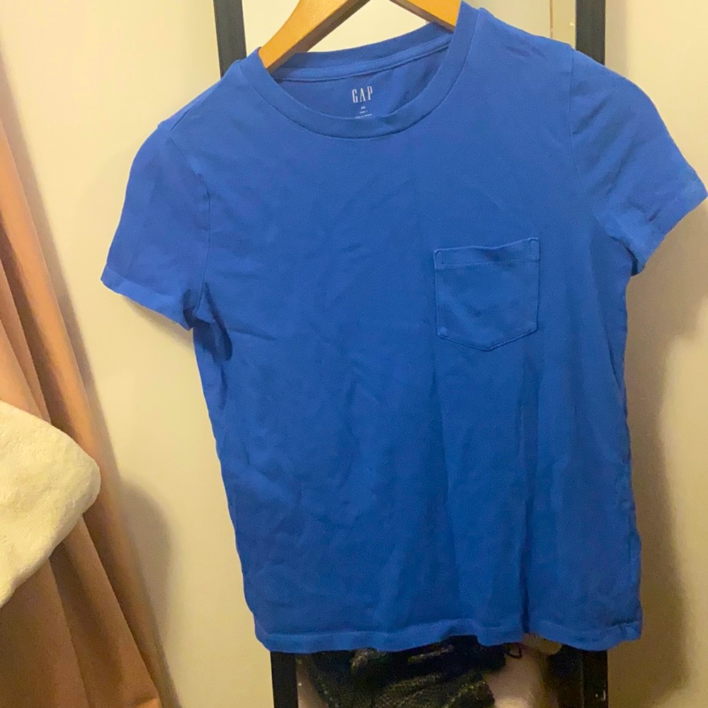 Royal blue xs vintage gap tee
